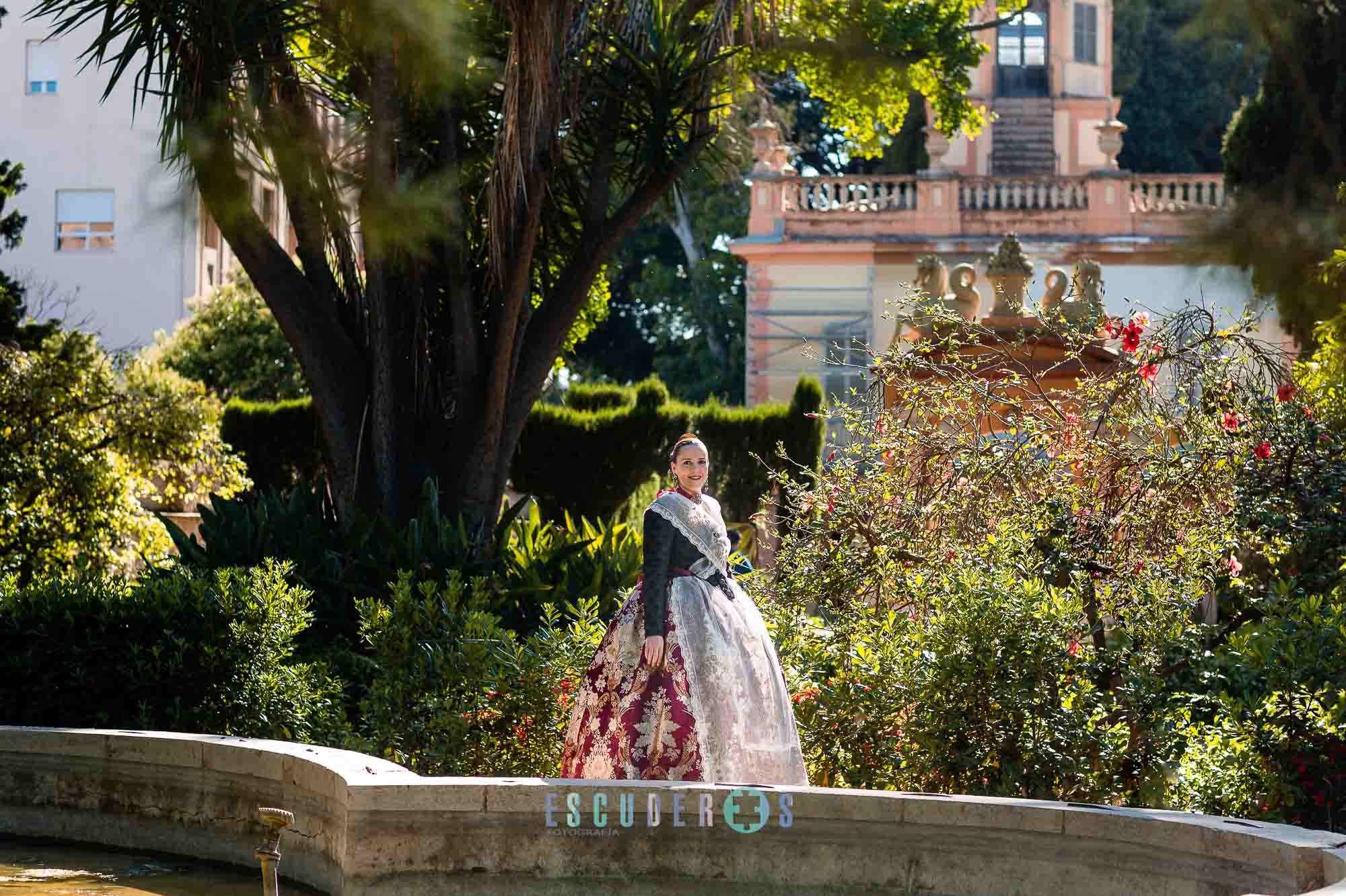 fallera en jardines de monforte