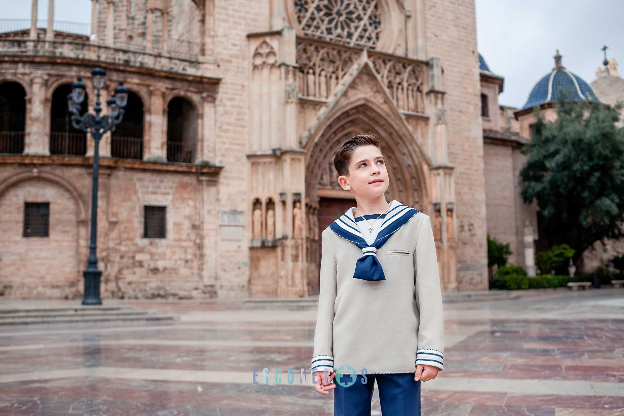 sesion de comunion en la plaza de la reina